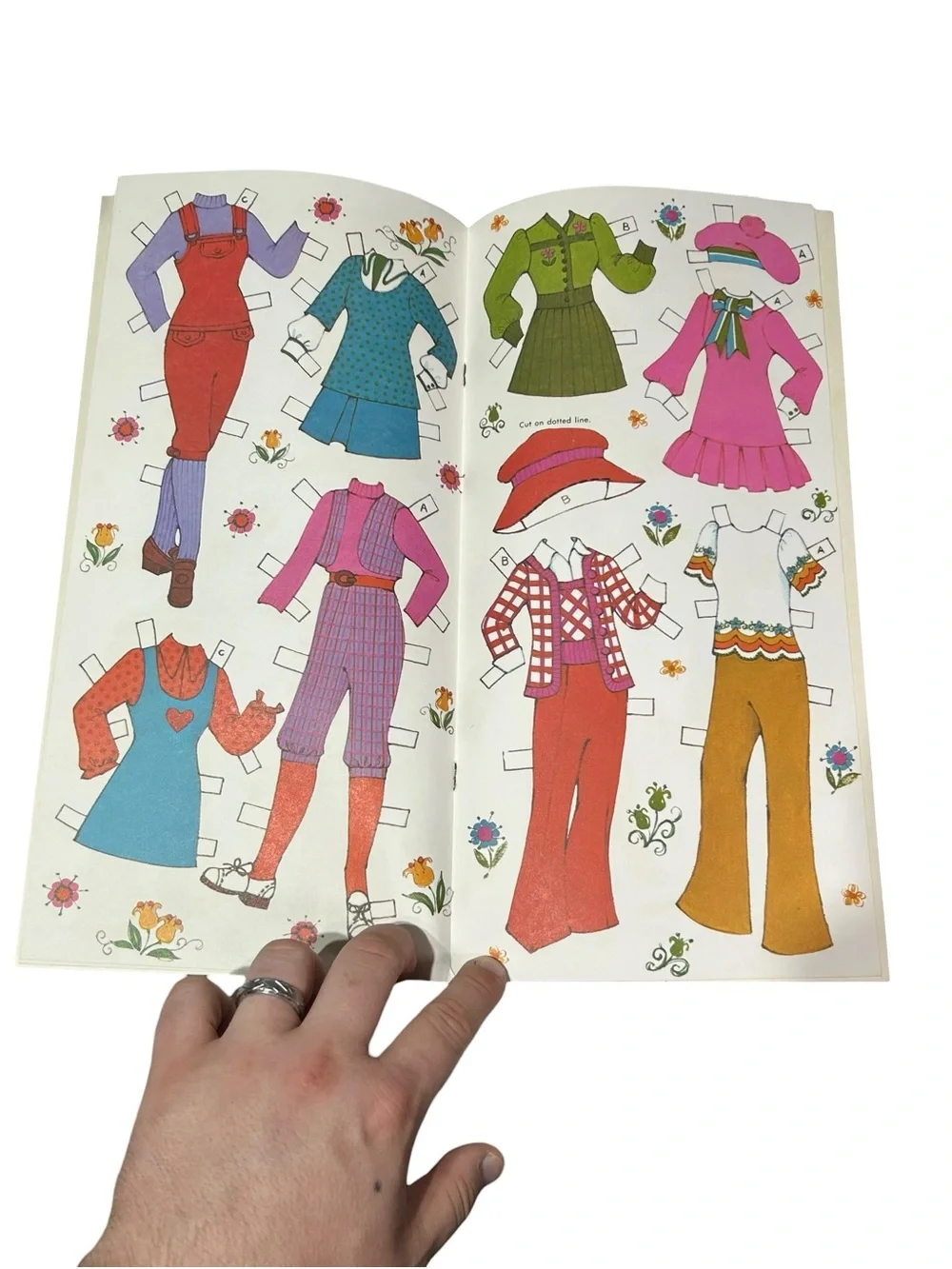 Whitman Matchin' Mods & Teen Boutique 1968 Cut Out Paper Dolls Lot Uncut